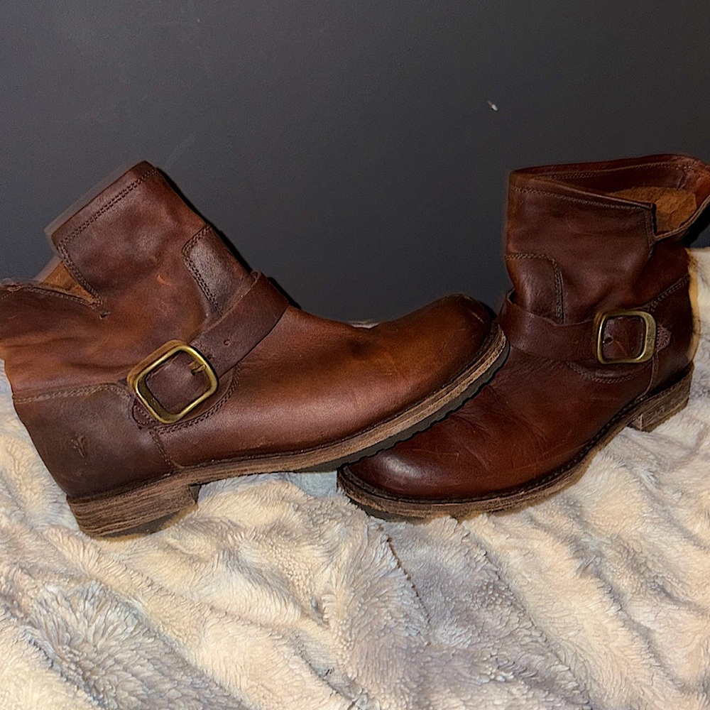 FRYE Veronica Boots- Redwood